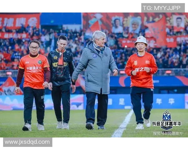 足球明星爸爸归来温暖家庭时刻感动万千球迷心灵